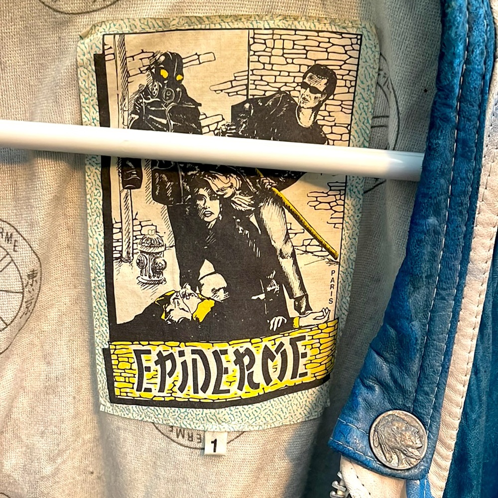 Unique/Stylish/Rare Leather Vest - Picture 8 of 13